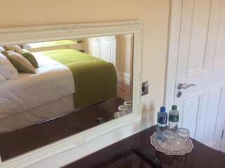 Отели типа «постель и завтрак» St Columbs House Банкрана Номер Делюкс с кроватью размера «queen-size»-4